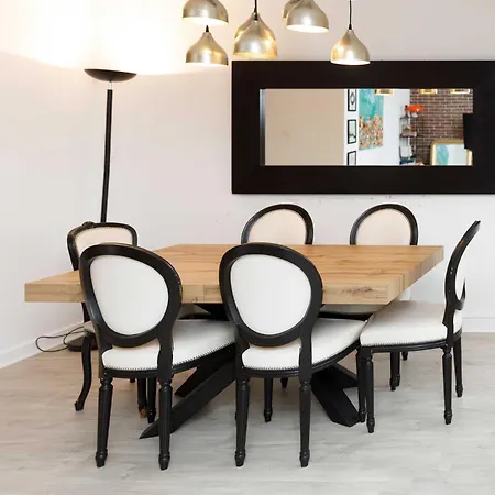 Superb 3bdr 6p Family Flat In